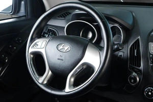 Внедорожник Hyundai ix35 2015 года, 1199000 рублей, Тюмень