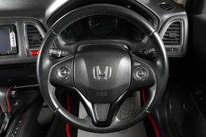 Внедорожник Honda Vezel 2014 года, 1499000 рублей, Тюмень