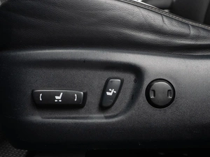 Внедорожник Toyota RAV4 2014 года, 2299000 рублей, Тюмень