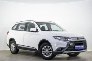 Внедорожник Mitsubishi Outlander 2015 года, 1599000 рублей, Оренбург