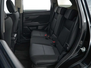 Внедорожник Mitsubishi Outlander 2018 года, 1729077 рублей, Москва