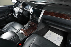 Седан Toyota Camry 2016 года, 2099000 рублей, Тюмень