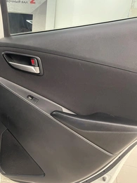 Хетчбэк Mazda Demio 2017 года, 1097000 рублей, Солонцы