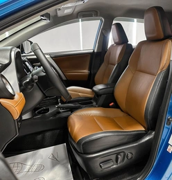 Внедорожник Toyota RAV4 2016 года, 2797000 рублей, Красноярск