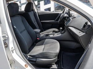 Седан Mazda 3 2012 года, 919000 рублей, Краснодар