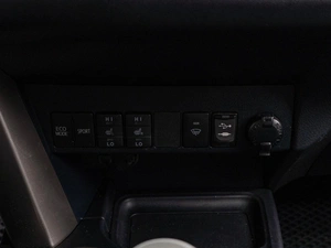 Внедорожник Toyota RAV4 2013 года, 2109000 рублей, Тюмень