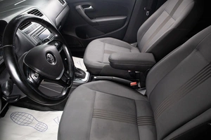 Седан Volkswagen Polo 2016 года, 1039000 рублей, Оренбург