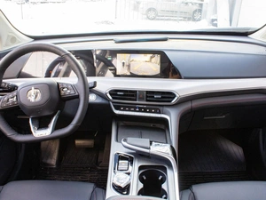 Внедорожник Changan UNI-T 2024 года, 3159000 рублей, Петрозаводск