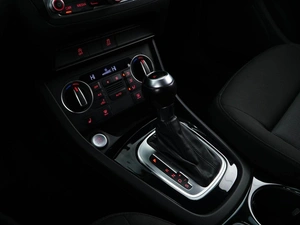 Внедорожник Audi Q3 2015 года, 2145055 рублей, Москва