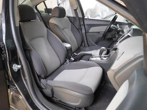 Седан Chevrolet Cruze 2010 года, 739000 рублей, Воронеж