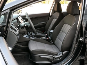 Седан Kia Cerato 2017 года, 1498000 рублей, Волгоград