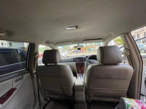 Седан Toyota Corolla 2004 года, 600000 рублей, Красноярск