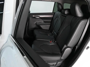 Внедорожник Toyota Highlander 2026 года, 6359000 рублей, Аксай