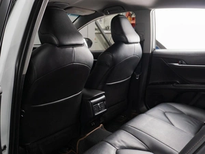 Седан Toyota Camry 2018 года, 2699000 рублей, Тюмень