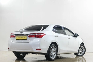 Седан Toyota Corolla 2014 года, 1359000 рублей, Новокузнецк