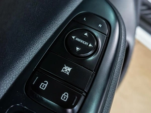 Седан Kia Rio 2019 года, 1499000 рублей, Воронеж