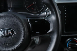 Седан Kia Rio 2021 года, 1399000 рублей, Челябинск