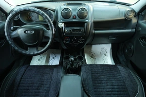 Седан ВАЗ (LADA) Granta 2014 года, 449000 рублей, Омск