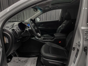 Внедорожник Kia Sportage 2012 года, 1300000 рублей, Красноярск