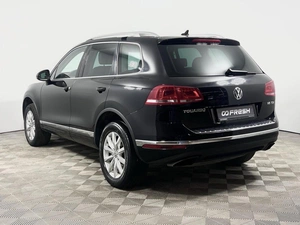 Внедорожник Volkswagen Touareg 2015 года, 2796100 рублей, Казань
