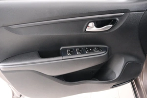 Хетчбэк Kia Rio X 2022 года, 1799000 рублей, Красноярск