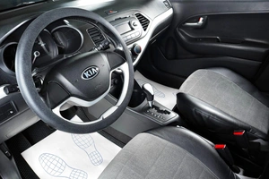 Хетчбэк Kia Picanto 2013 года, 799000 рублей, Тюмень