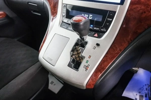 Минивэн Toyota Vellfire 2010 года, 2389000 рублей, Красноярск