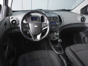 Хетчбэк Chevrolet Aveo 2012 года, 800000 рублей, Ростов-на-Дону