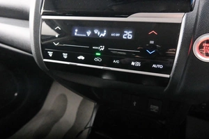 Хетчбэк Honda Fit 2017 года, 1249000 рублей, Красноярск