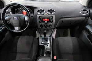 Седан Ford Focus 2010 года, 649000 рублей, Омск