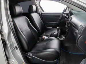 Седан Toyota Avensis 2007 года, 940000 рублей, Тюмень
