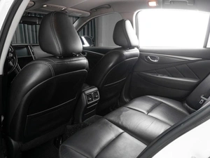 Седан Infiniti Q50 2016 года, 1999000 рублей, Тюмень