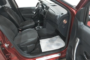 Хетчбэк Renault Sandero Stepway 2021 года, 1349000 рублей, Новокузнецк