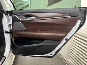 Лифтбек BMW 6 серия GT 2018 года, 4502000 рублей, Новосибирск