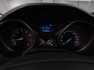 Хетчбэк Ford Focus 2015 года, 954000 рублей, Воронеж