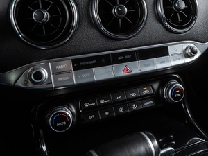 Лифтбек Kia Stinger 2019 года, 2440000 рублей, Волгоград