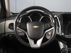 Хетчбэк Chevrolet Cruze 2014 года, 870000 рублей, Омск