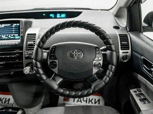Лифтбек Toyota Prius 2008 года, 675000 рублей, Красноярск