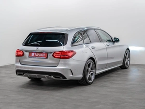 Универсал Mercedes-benz C-класс 2018 года, 2000000 рублей, Красноярск