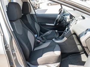 Хетчбэк Peugeot 308 2011 года, 515000 рублей, Краснодар