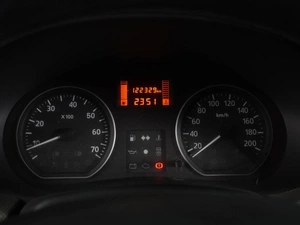 Хетчбэк Renault Sandero 2010 года, 644000 рублей, Воронеж