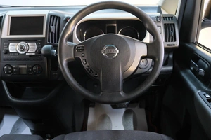 Минивэн Nissan Serena 2006 года, 999000 рублей, Омск