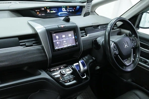 Минивэн Honda Freed 2016 года, 1368000 рублей, Солонцы