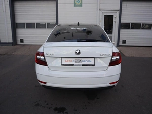 Хэтчбек Skoda Octavia 2017 года, 1970000 рублей, Железногорск