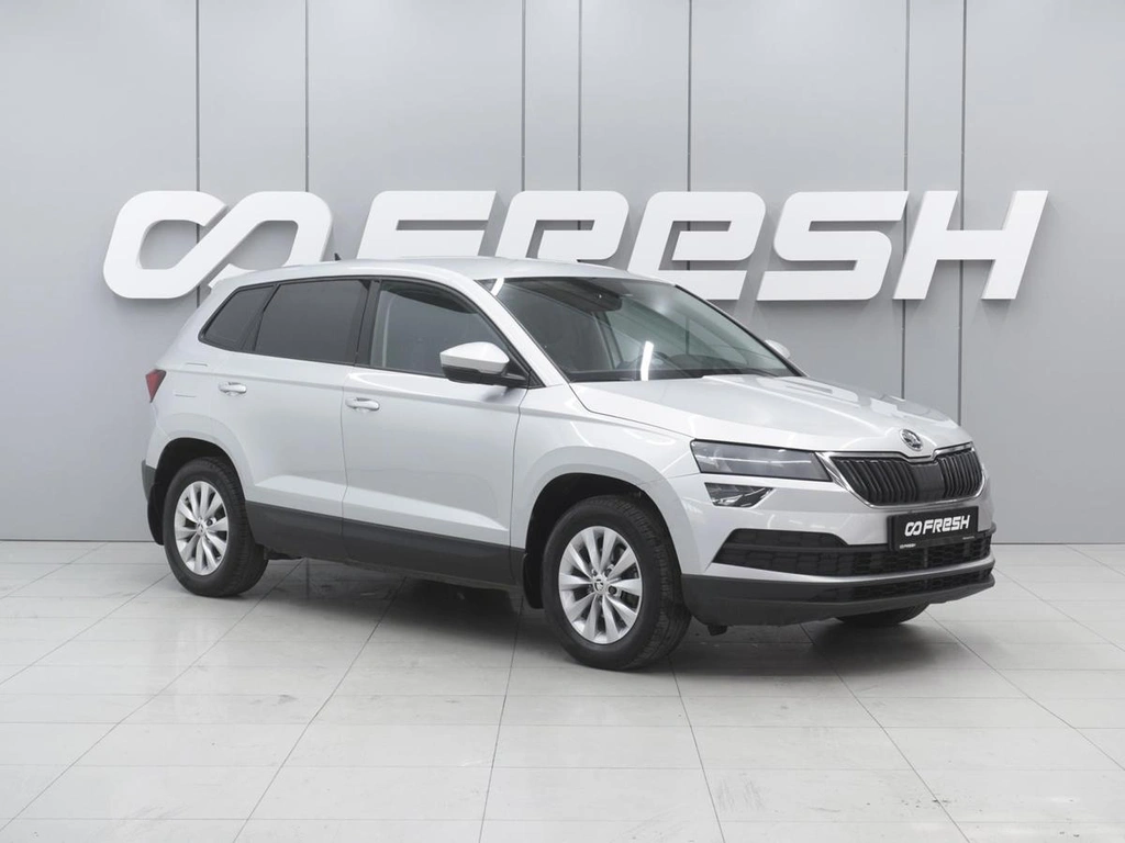 Внедорожник Skoda Karoq 2021 года, 1890000 рублей, Ростов-на-Дону