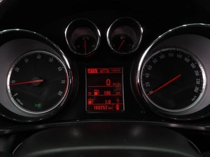 Лифтбек Opel Insignia 2013 года, 1219000 рублей, Воронеж