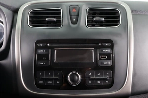 Седан Renault Logan 2016 года, 659000 рублей, Пермь