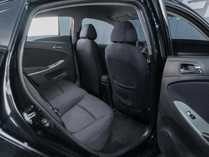 Седан Hyundai Solaris 2013 года, 949000 рублей, Сургут