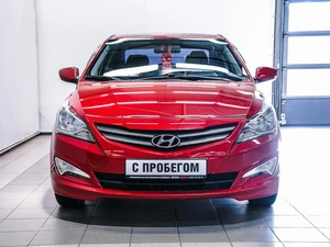Седан Hyundai Solaris 2015 года, 915000 рублей, Красноярск