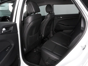 Внедорожник Hyundai Tucson 2015 года, 1820000 рублей, Красный Пахарь